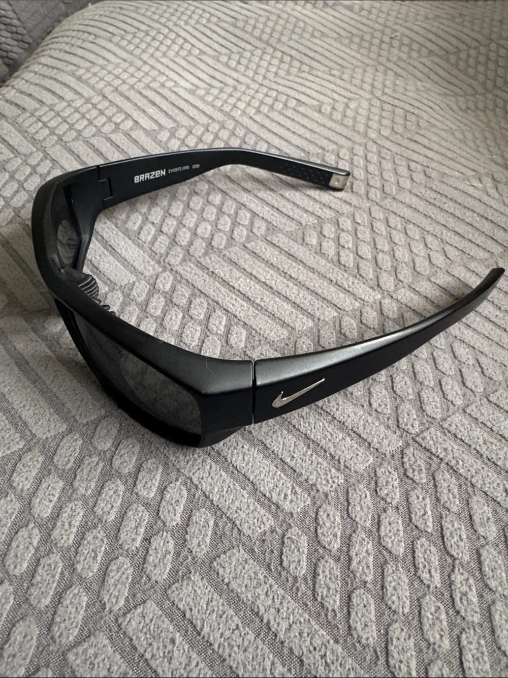 Nike Brazen Men's Black Sport Wrap Sunglasses